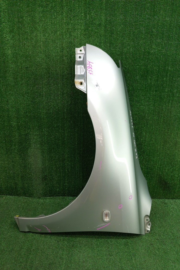 Крыло левое переднее TOYOTA AVENSIS ZZT251, AZT250, AZT255, AZT251 15934 1 ракурс