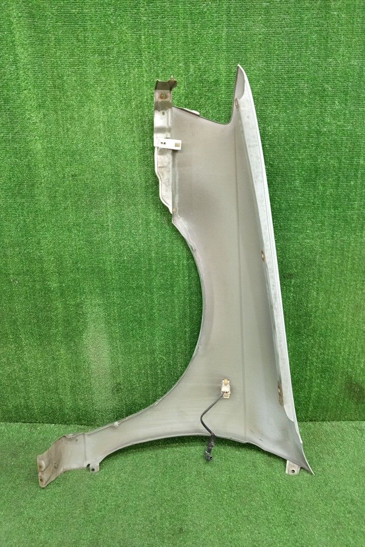 Крыло правое переднее NISSAN BLUEBIRD SU14, QU14, ENU14, HU14, HNU14, EU14 15979 4 ракурс