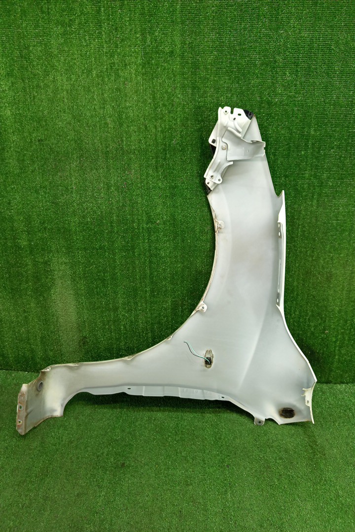 Крыло правое переднее MAZDA AXELA, MAZDA 3, 3 BL6FJ, BLEFW, BL5FP, BLEAP, BLEFP, BLFFP, BL3FW, BL5FW, BLEAW, BLFFW, BL 15989 3 ракурс