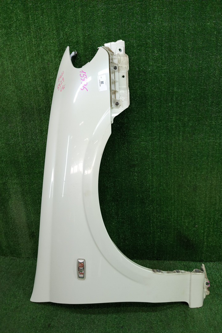 Крыло правое переднее NISSAN BLUEBIRD SYLPHY G10, QG10, FG10, TG10, QNG10 15996 1 ракурс