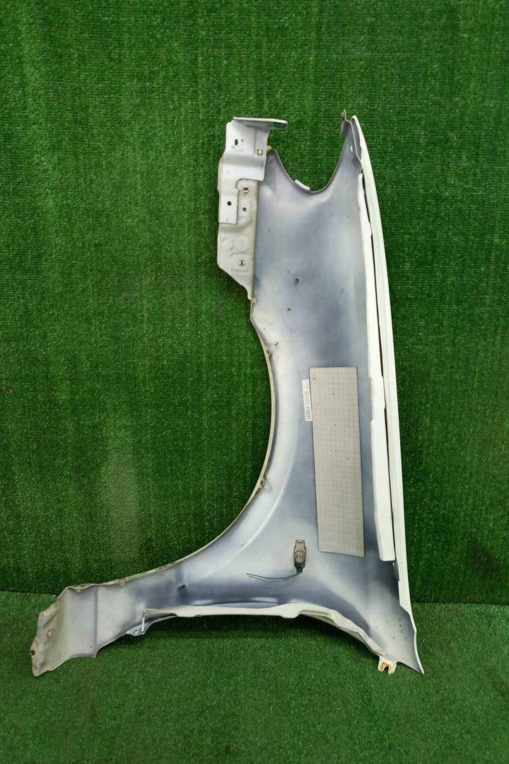 Крыло правое переднее NISSAN BLUEBIRD SYLPHY G10, QG10, FG10, TG10, QNG10 15996 3 ракурс