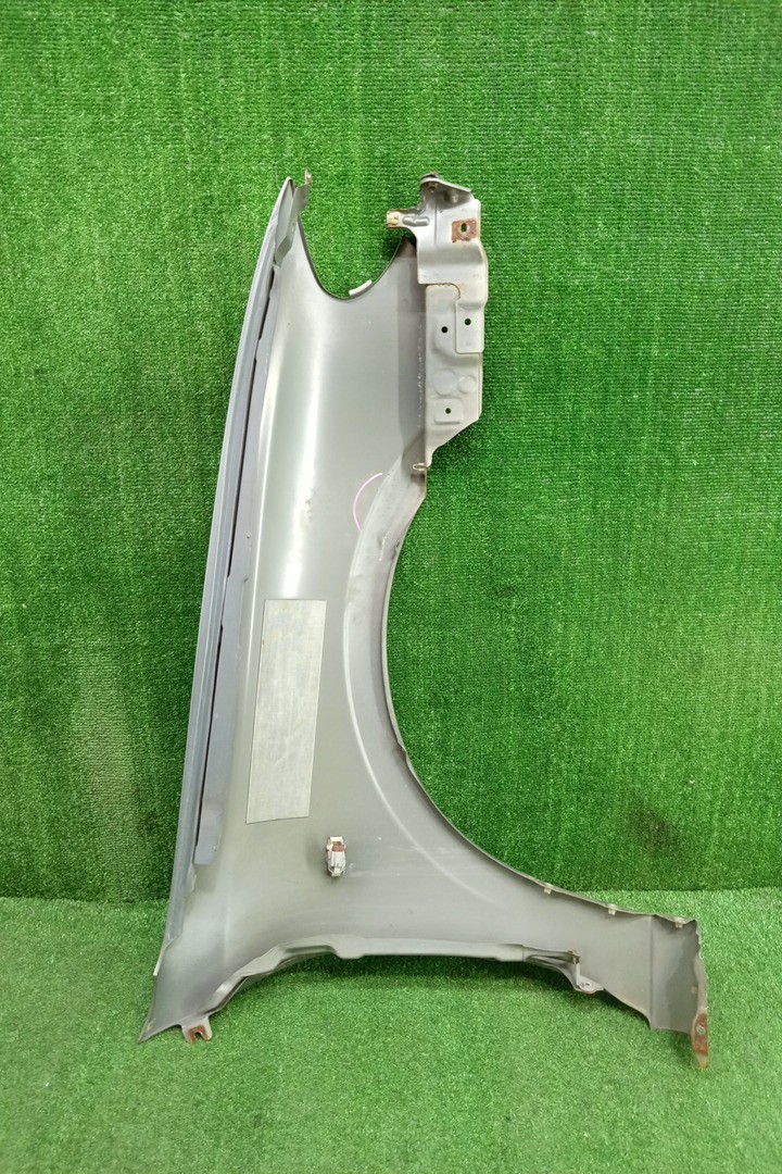 Крыло левое переднее NISSAN BLUEBIRD SYLPHY G10 16072 4 ракурс
