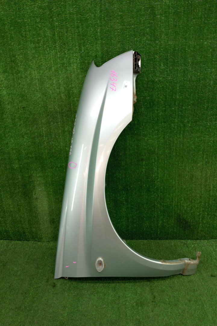 Крыло правое переднее SUBARU IMPREZA WRX, IMPREZA GDA, GGA, GDD, GG2, GG9, GGD, GG3, GGC, GD3, GD2, GD9 16347 1 ракурс