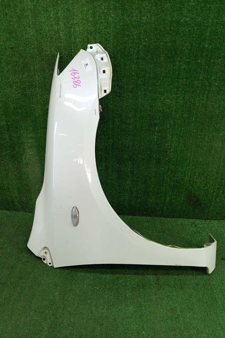 Крыло правое переднее TOYOTA COROLLA FIELDER, COROLLA  AXIO ZRE144G, ZRE142G, NZE144G, NZE141G, NZE141, NZE144, ZRE142, ZRE144 16386 1 ракурс