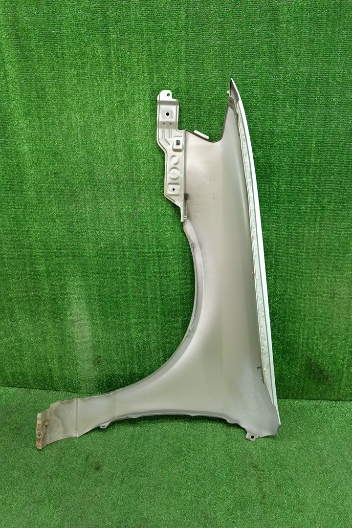 Крыло правое переднее NISSAN AD, WINGROAD Y11, VFY11, VY11, VHNY11, VENY11, VGY11, VEY11, WFY11, WHNY11, WPY11, WHY11 16657 4 ракурс