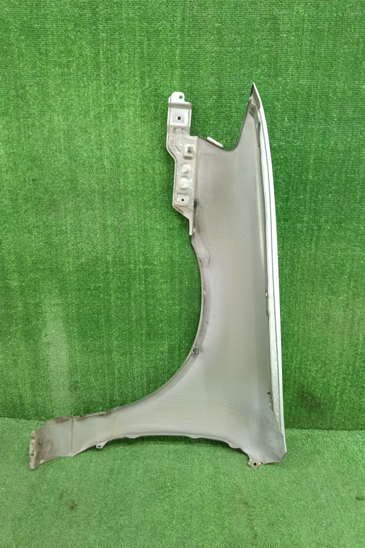 Крыло правое переднее NISSAN AD, WINGROAD Y11, VFY11, VY11, VHNY11, VENY11, VGY11, VEY11, WFY11, WHNY11, WPY11, WHY11 16669 4 ракурс