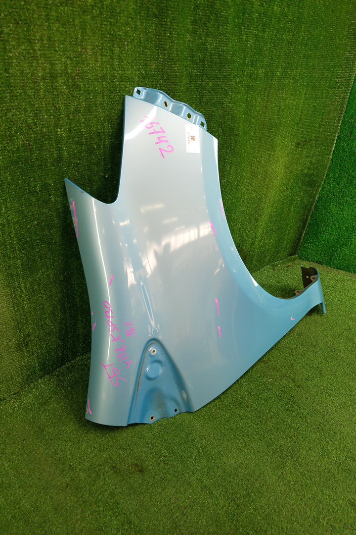 Крыло правое переднее TOYOTA VITZ, YARIS KSP130, NSP130, NSP135, NCP131 16742 2 ракурс