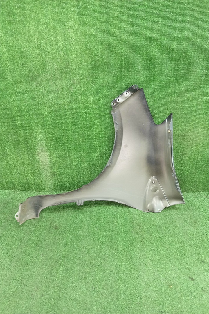 Крыло правое переднее TOYOTA VITZ, YARIS KSP130, NSP130, NSP135, NCP131 16743 4 ракурс