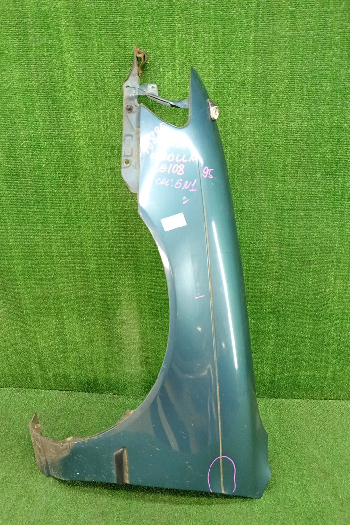 Крыло левое переднее TOYOTA COROLLA AE100, AE101, AE109, EE101, EE102, EE103, EE104, AE104, CE107, EE107, CE100, CE106, EE106, CE102, CE104, CE109, CE105, EE108 16885 1 ракурс