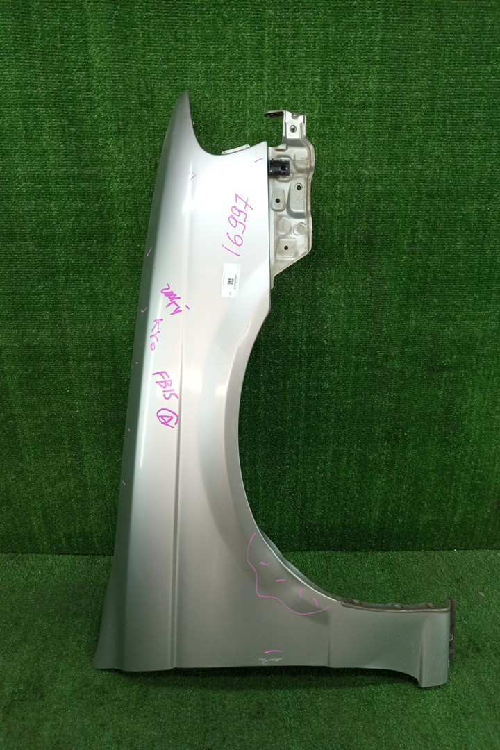 Крыло правое переднее NISSAN SUNNY B15, FB15, FNB15, QB15, SB15 16997 1 ракурс
