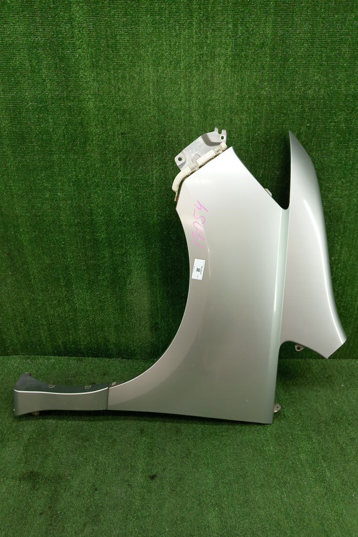 Крыло левое переднее NISSAN SERENA C25 17054 1 ракурс