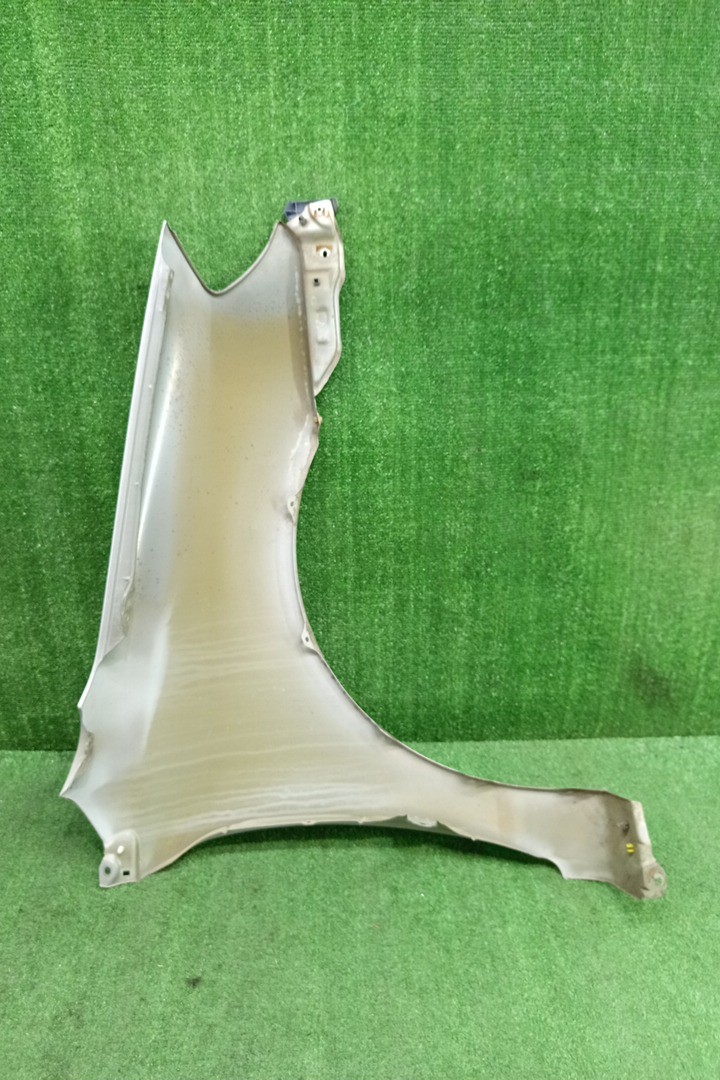 Крыло левое переднее TOYOTA COROLLA ZZE122 17080 4 ракурс
