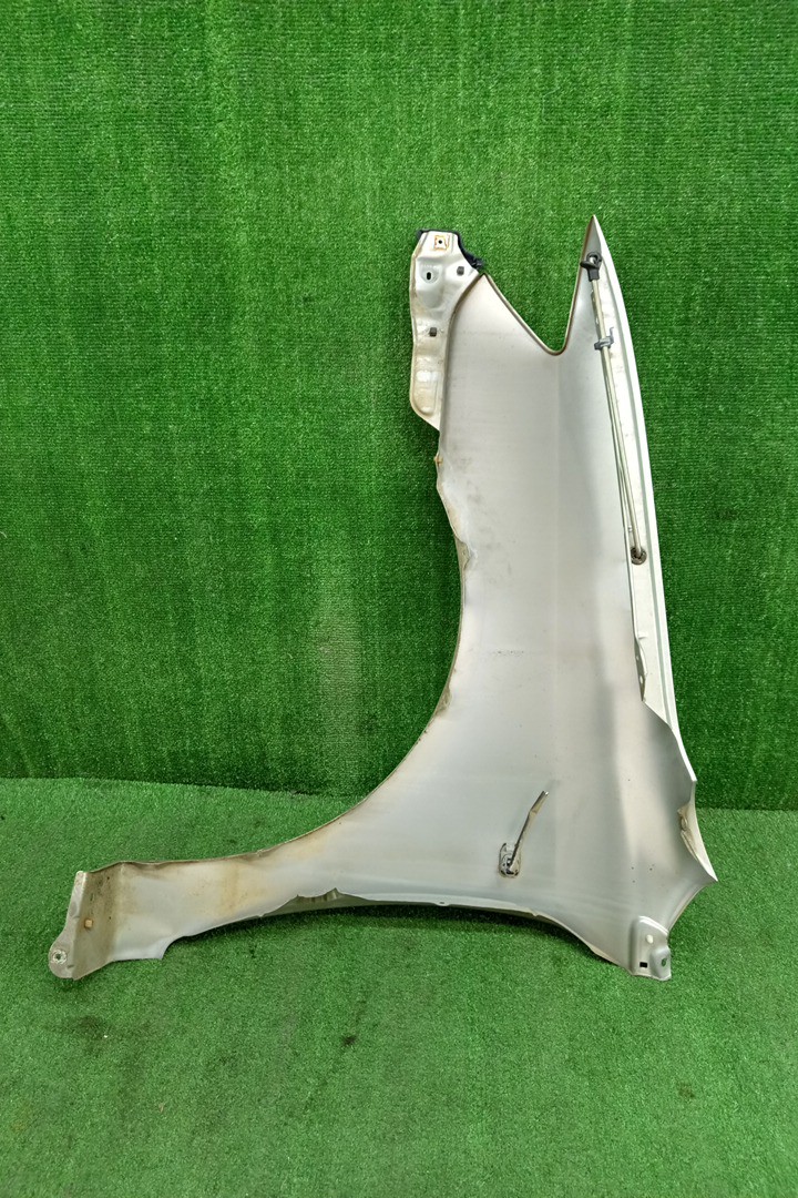 Крыло правое переднее TOYOTA COROLLA NZE121 17176 4 ракурс