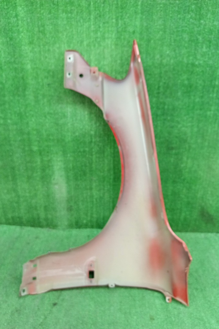 Крыло правое переднее VOLVO S60 RS52 17183 4 ракурс