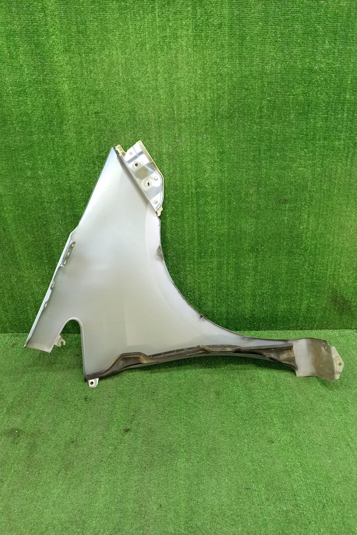 Крыло левое переднее TOYOTA RACTIS NCP120, NCP122, NCP125, NSP120, NSP122 17281 3 ракурс