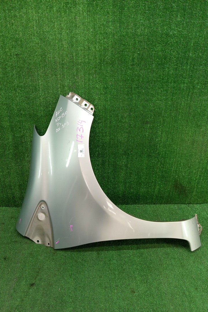 Крыло правое переднее TOYOTA VITZ, YARIS KSP130, NSP130, NSP135, NCP131 17314 1 ракурс