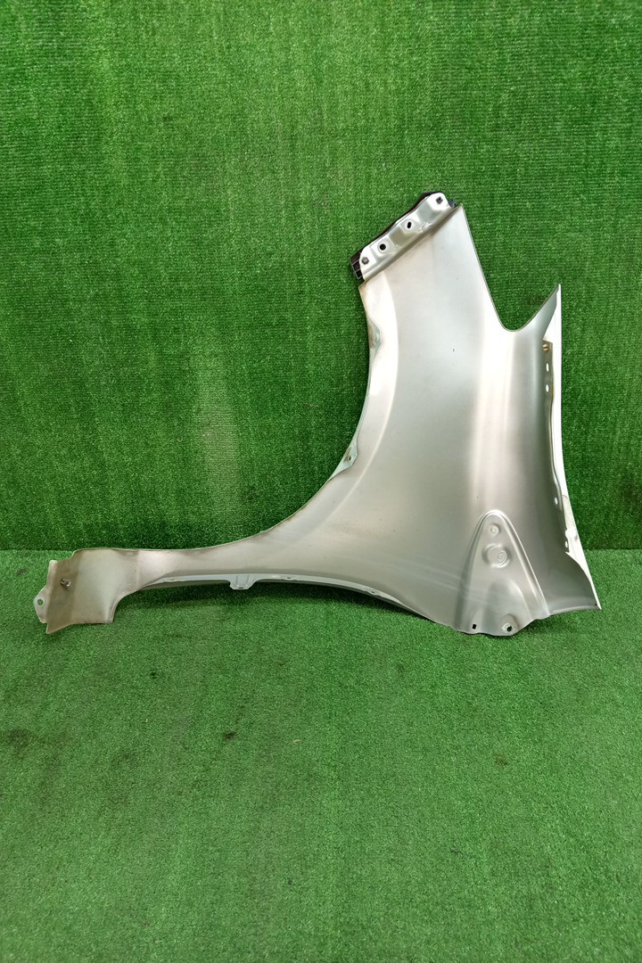 Крыло правое переднее TOYOTA VITZ, YARIS NSP130, NSP135, NCP131, KSP130 17334 2 ракурс