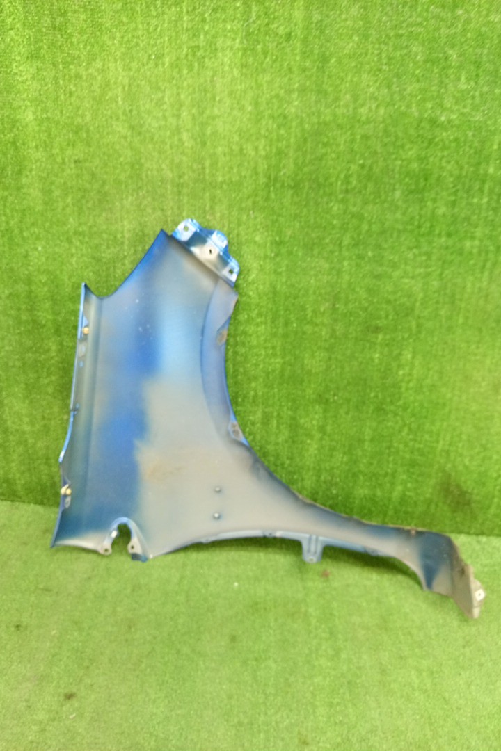 Крыло левое переднее TOYOTA AQUA NHP10 17390 4 ракурс