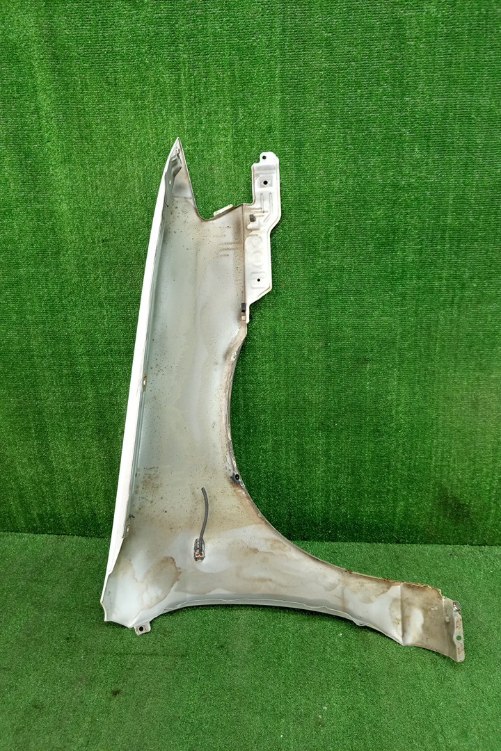 Крыло левое переднее NISSAN FAMILIA, AD, WINGROAD Y11, VFY11, VY11, VHNY11, VENY11, VGY11, VEY11, WFY11, WHNY11, WPY11, WHY11 17547 4 ракурс