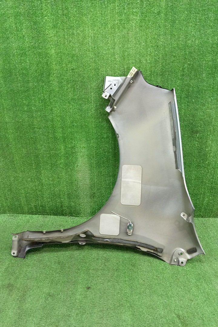 Крыло правое переднее NISSAN WINGROAD Y12 17561 4 ракурс