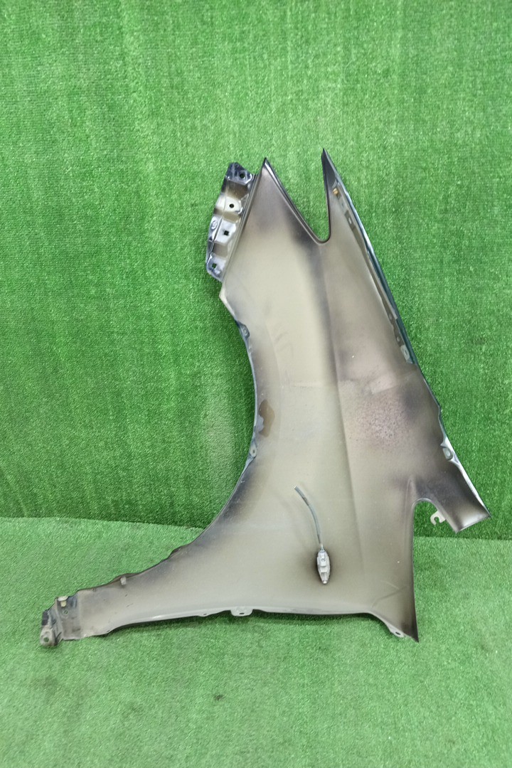 Крыло правое переднее TOYOTA WISH ZGE20G 17566 4 ракурс