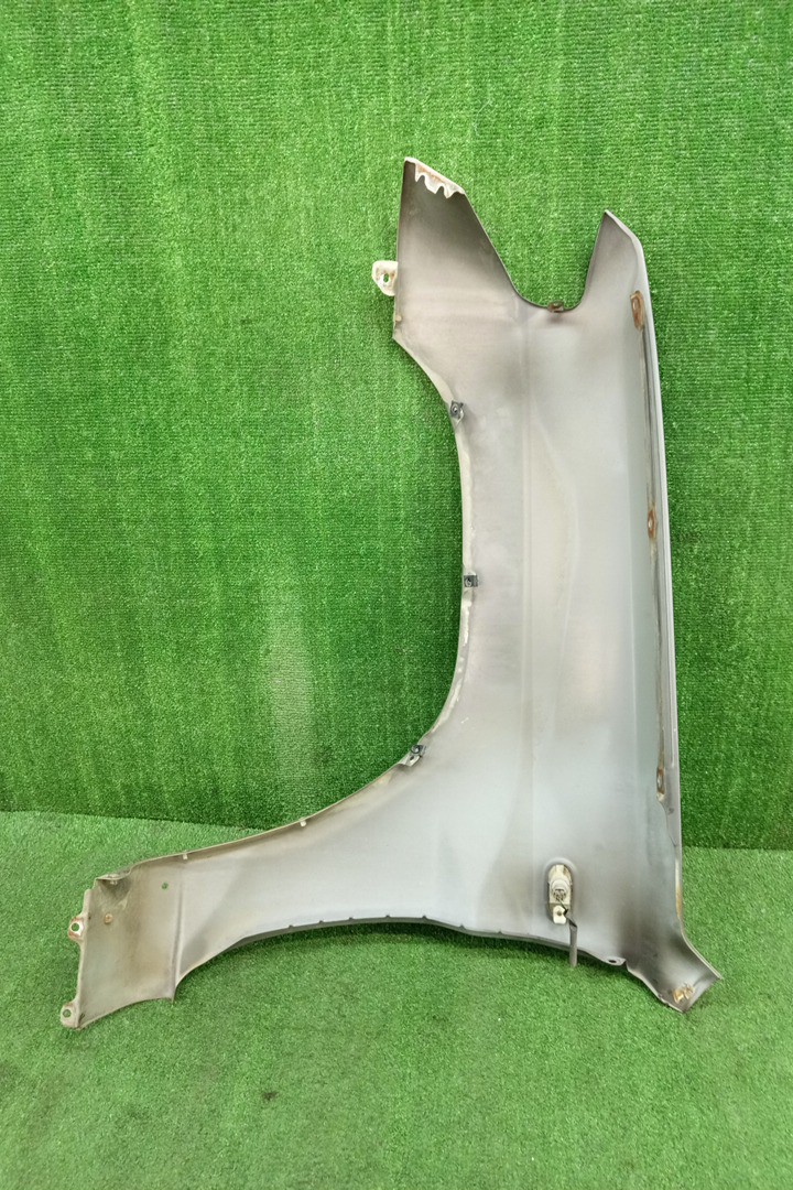 Крыло правое переднее MITSUBISHI PAJERO IO H76W 17617 3 ракурс