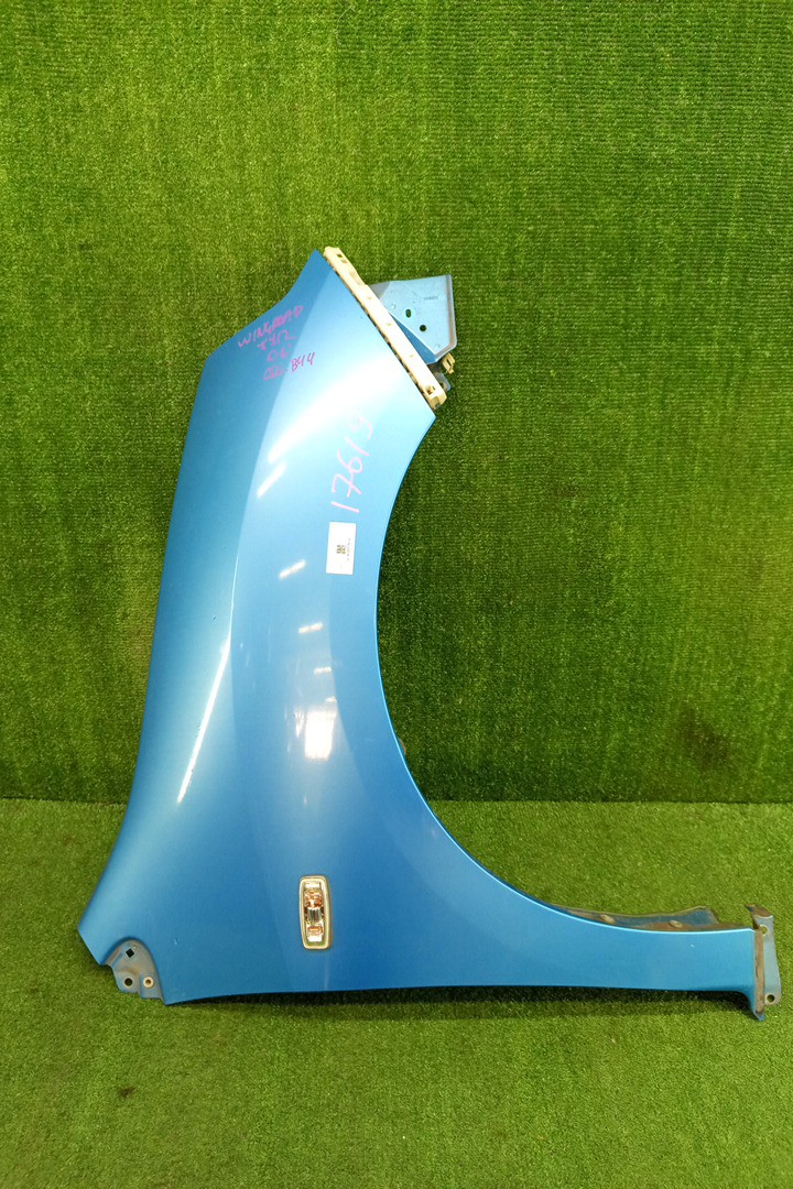 Крыло правое переднее NISSAN WINGROAD Y12 17619 1 ракурс