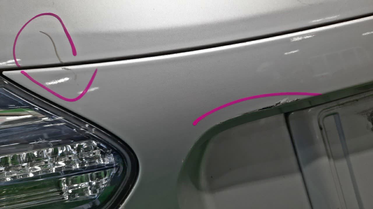 Крышка багажника LEXUS HS250H ANF10 1380 4 ракурс Крышка багажника LEXUS HS250H ANF10 1380 4 ракурс