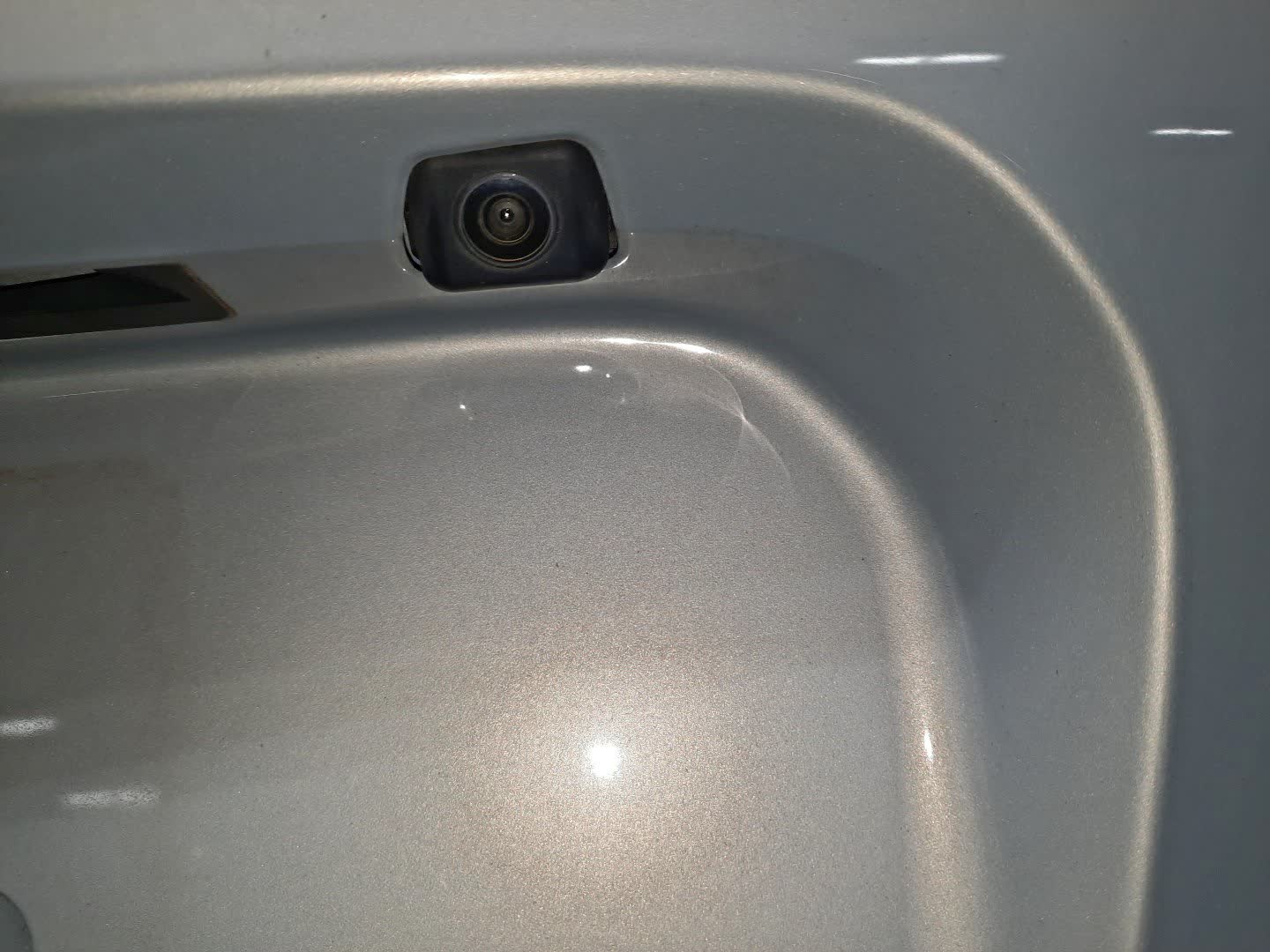 Крышка багажника LEXUS HS250H ANF10 1391 2 ракурс Крышка багажника LEXUS HS250H ANF10 1391 2 ракурс