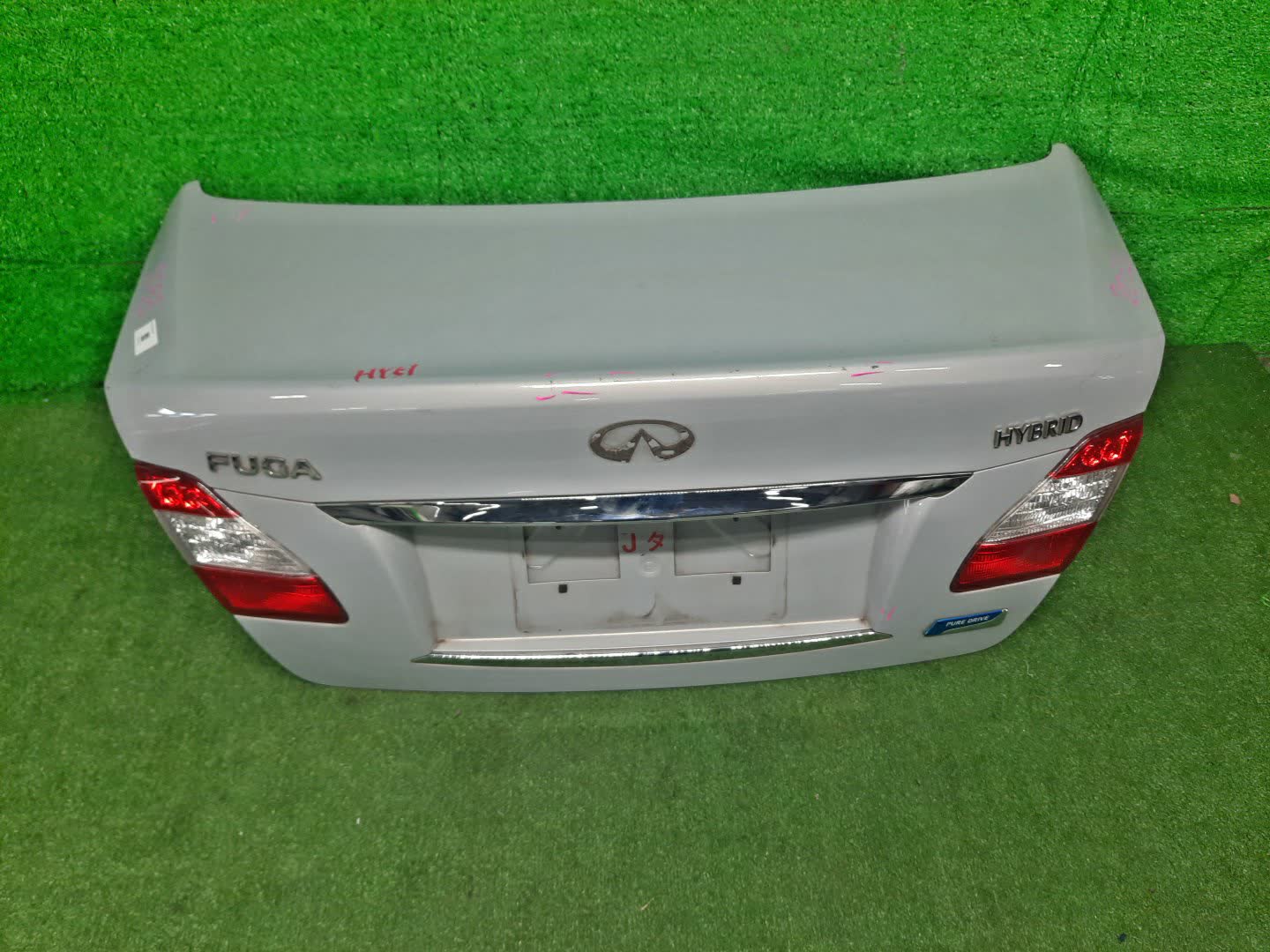 Крышка багажника NISSAN FUGA Y51 2033 1 ракурс