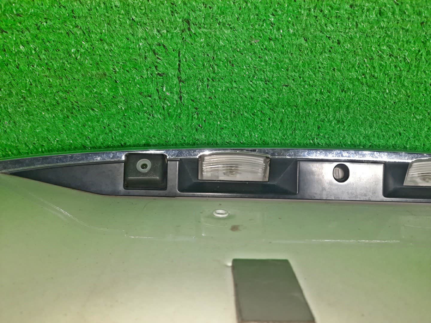 Крышка багажника NISSAN CIMA HF50, GF50, GNF50 2393 2 ракурс