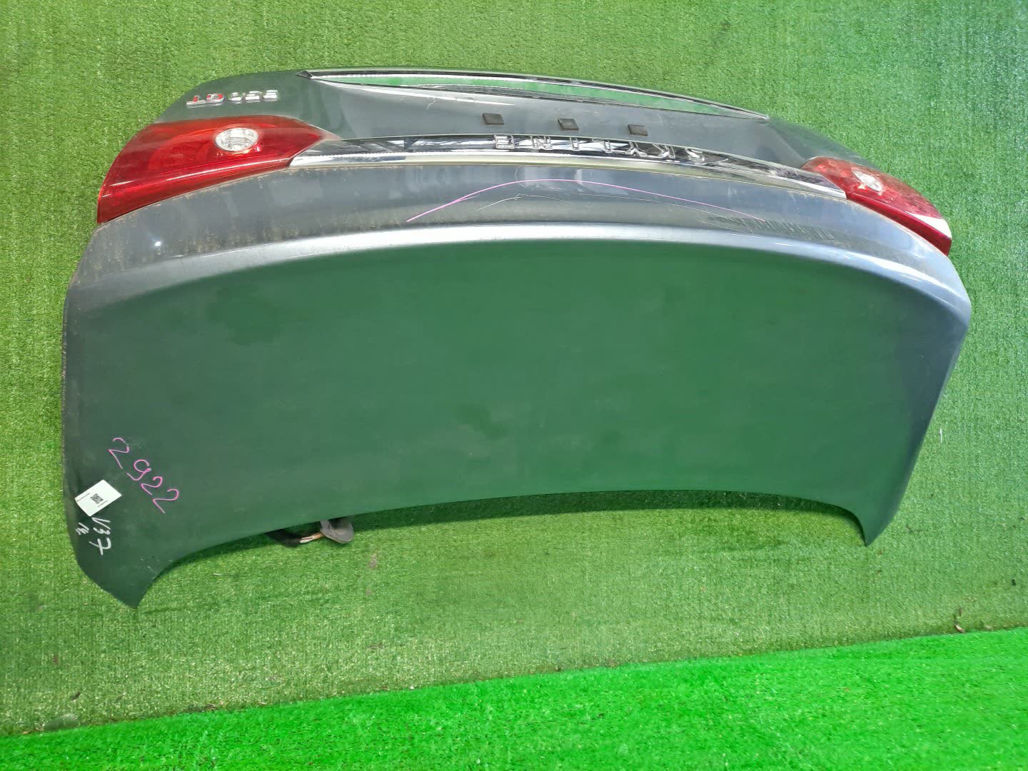 Крышка багажника NISSAN SKYLINE HV37 2922 2 ракурс
