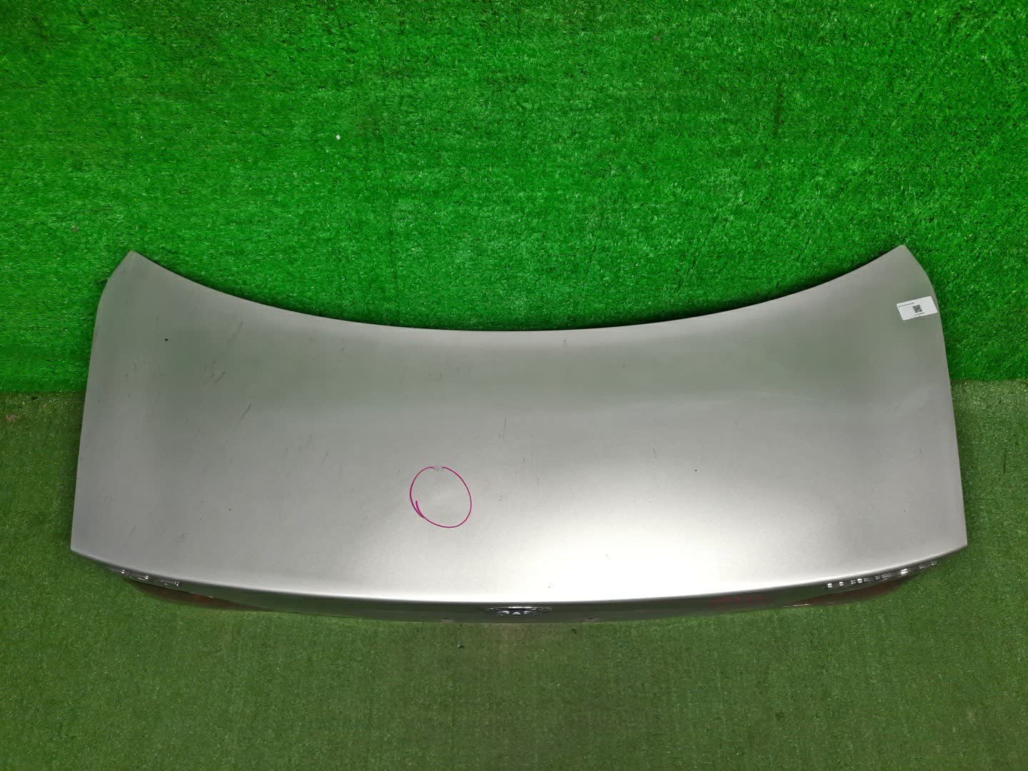 Крышка багажника TOYOTA WINDOM MCV30 2946 2 ракурс Крышка багажника TOYOTA WINDOM MCV30 2946 2 ракурс