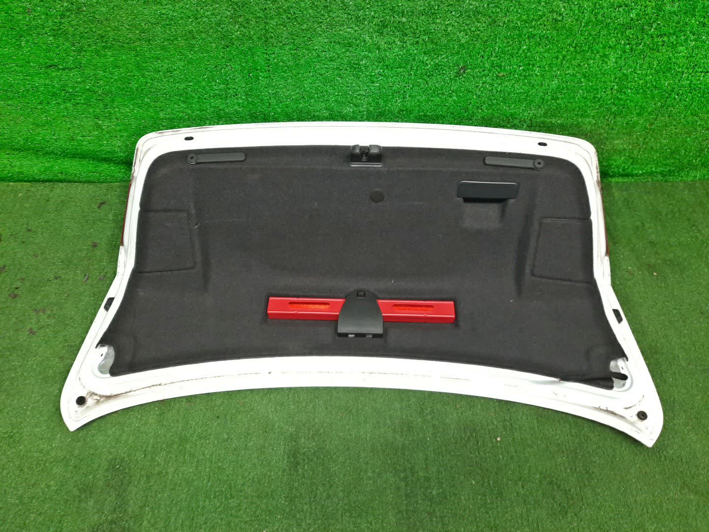 Крышка багажника AUDI A5 8T3 3080 2 ракурс