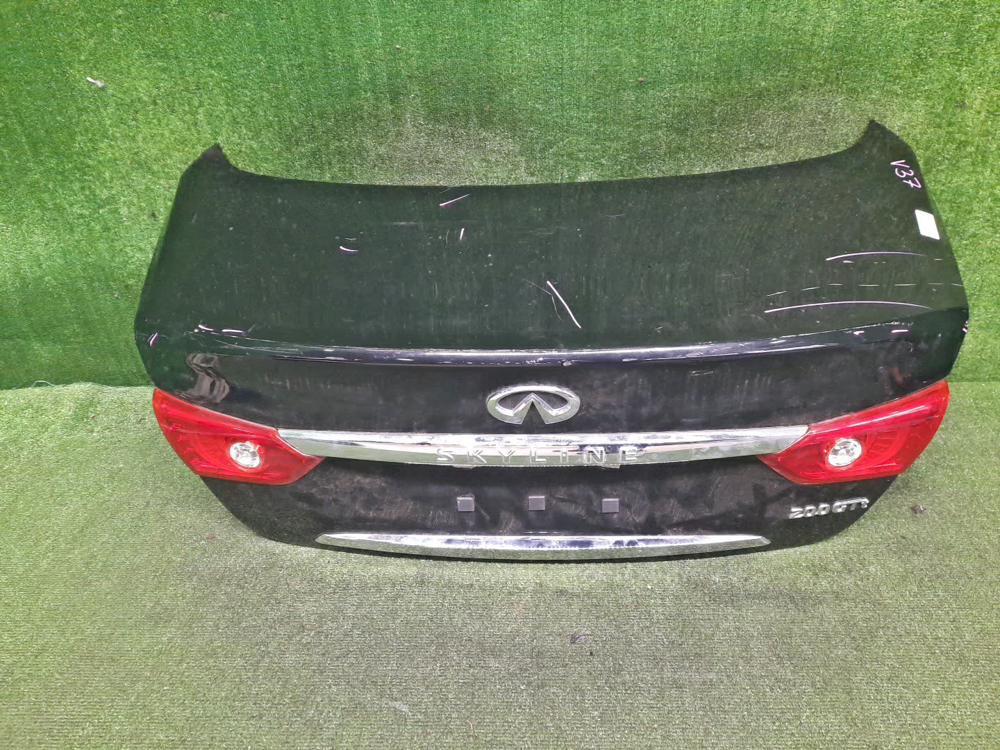 Крышка багажника NISSAN SKYLINE HV37 5069 1 ракурс