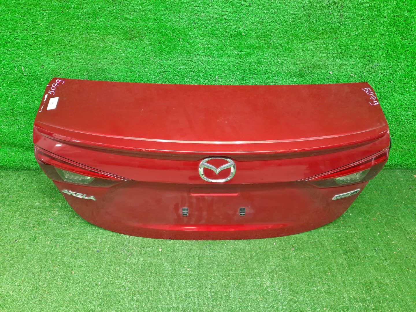 Крышка багажника MAZDA AXELA BYEFP 5079 1 ракурс