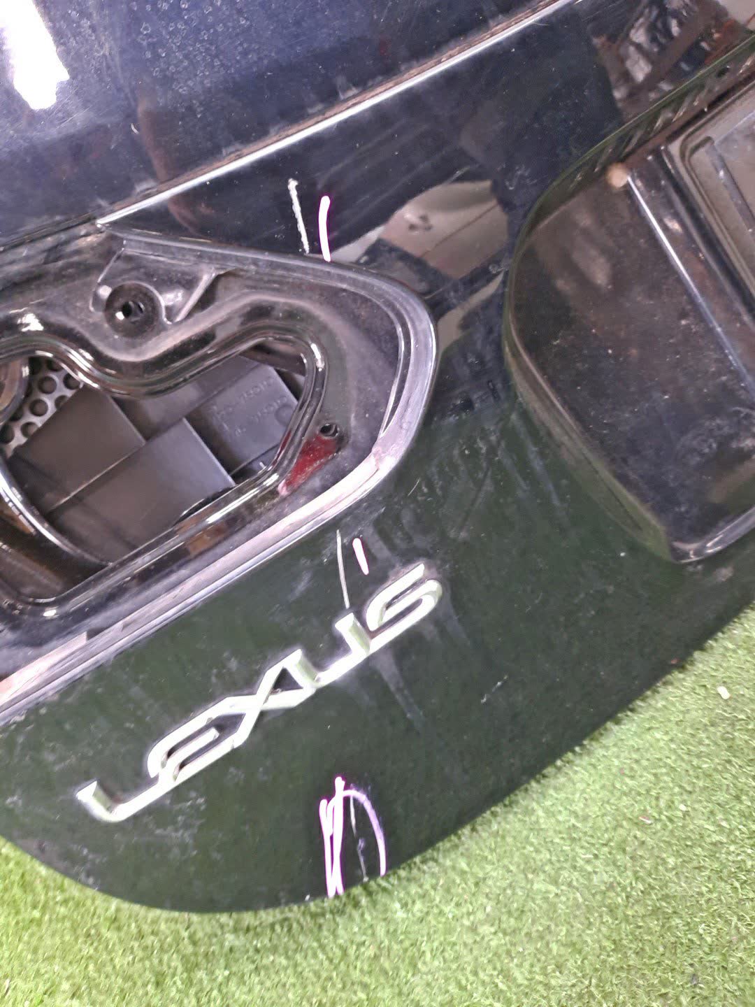 Крышка багажника LEXUS HS250H ANF10 5163 2 ракурс Крышка багажника LEXUS HS250H ANF10 5163 2 ракурс