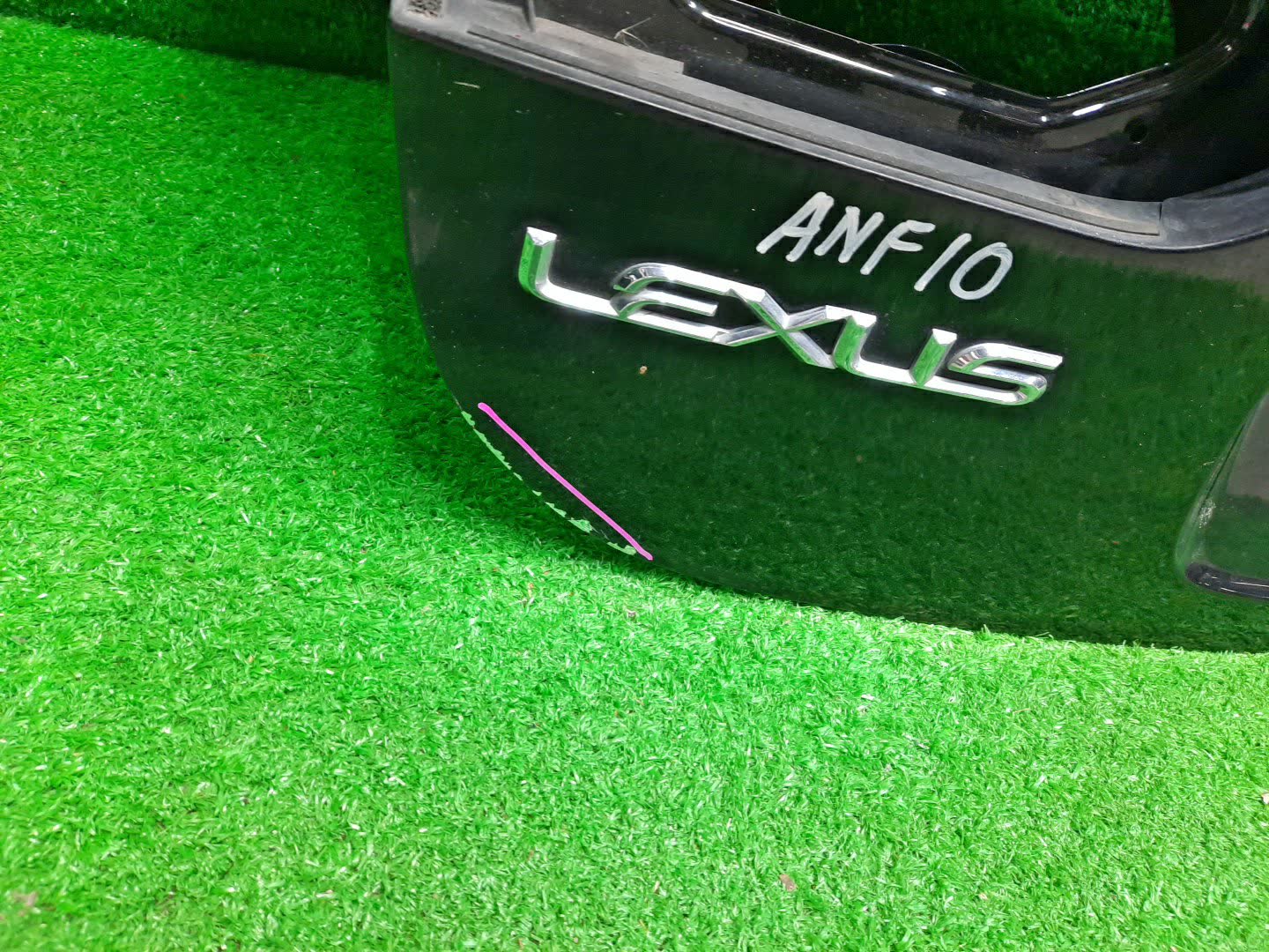 Крышка багажника LEXUS HS250H ANF10 5371 4 ракурс Крышка багажника LEXUS HS250H ANF10 5371 4 ракурс
