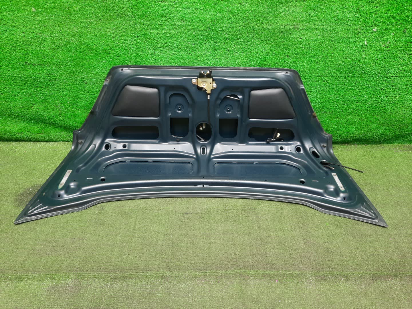 Крышка багажника TOYOTA SPRINTER AE111, AE114, AE110, EE111, CE110, CE114 5706 4 ракурс
