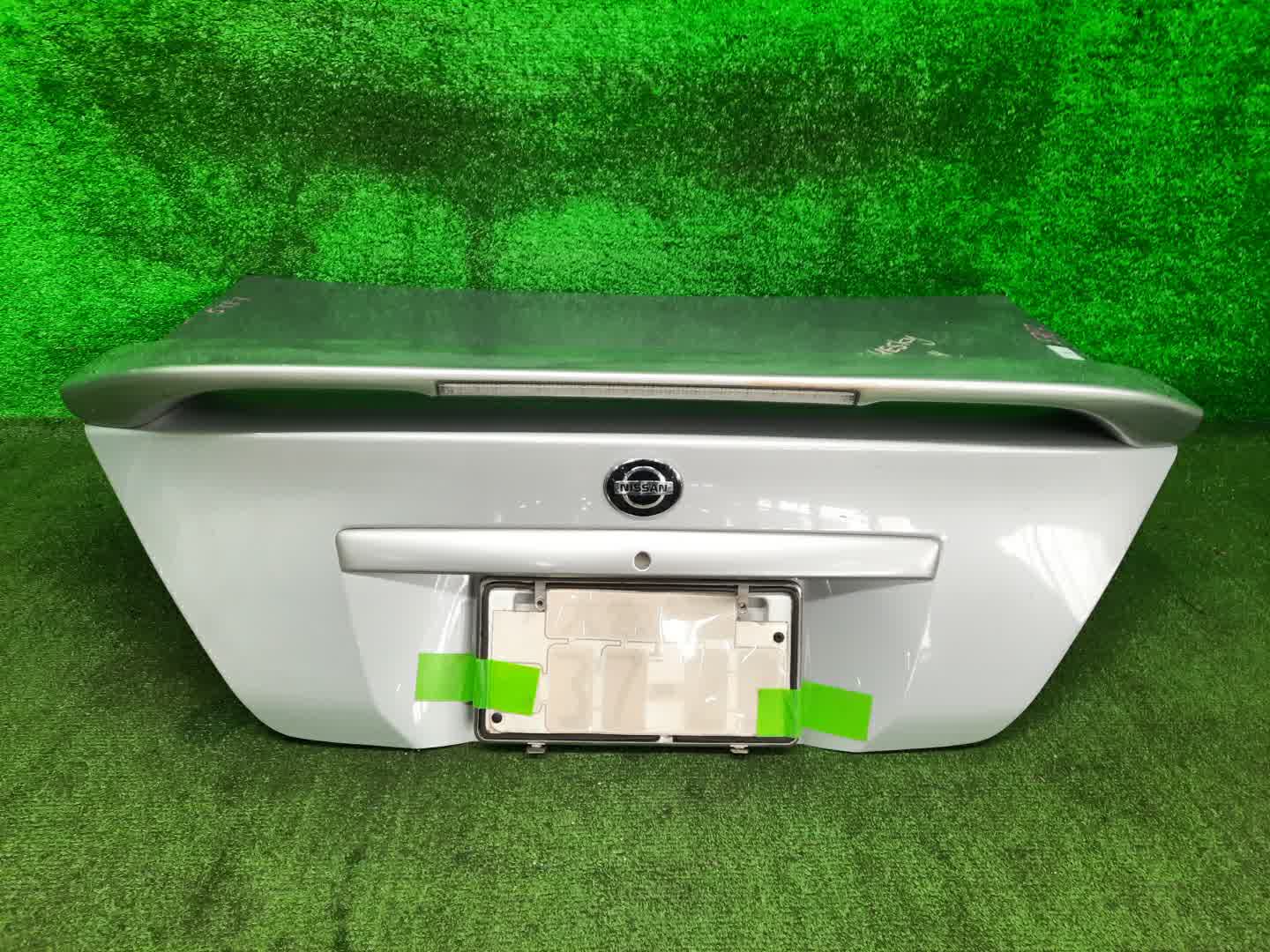 Крышка багажника NISSAN GLORIA HY34 5787 1 ракурс