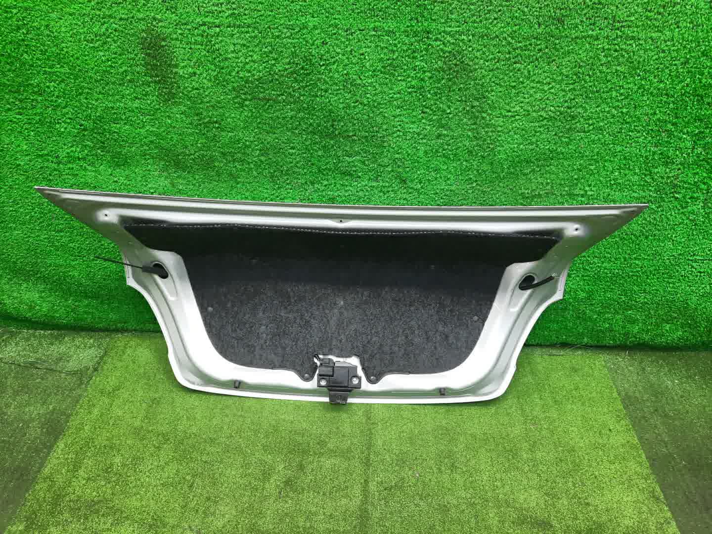 Крышка багажника TOYOTA BELTA NCP96, KSP90, KSP92, SCP92 5809 5 ракурс