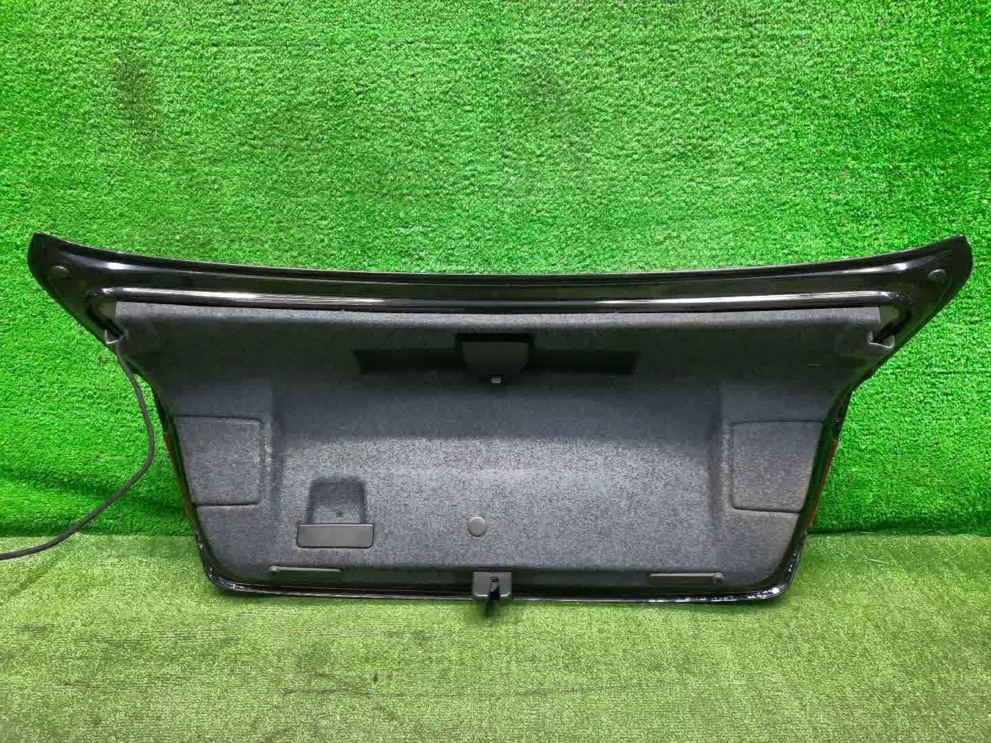 Крышка багажника AUDI A5 8T3 0011 2 ракурс