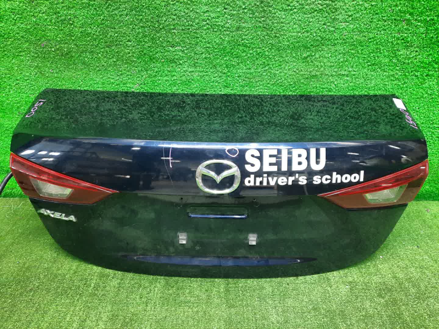 Крышка багажника MAZDA AXELA BM6FJ 0051 1 ракурс
