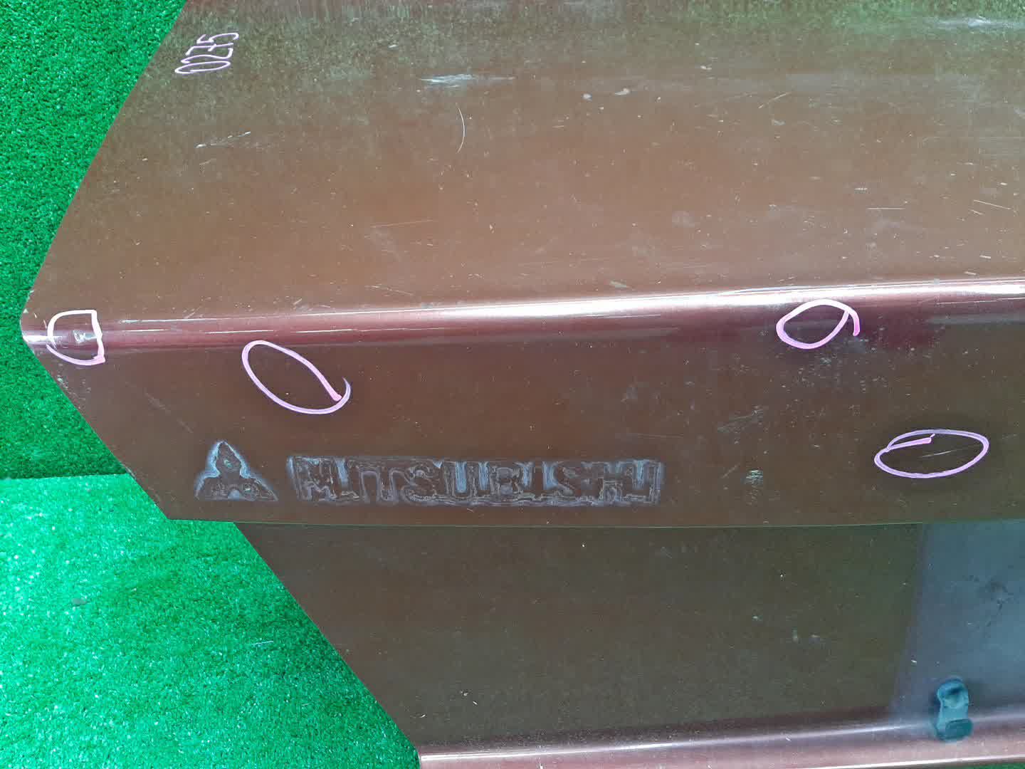 Крышка багажника MITSUBISHI LANCER, MIRAGE CK1A, CK2A, CK8A, CM2A, CK5A, CK4A, CM8A, CM5A, CK6A 0275 2 ракурс