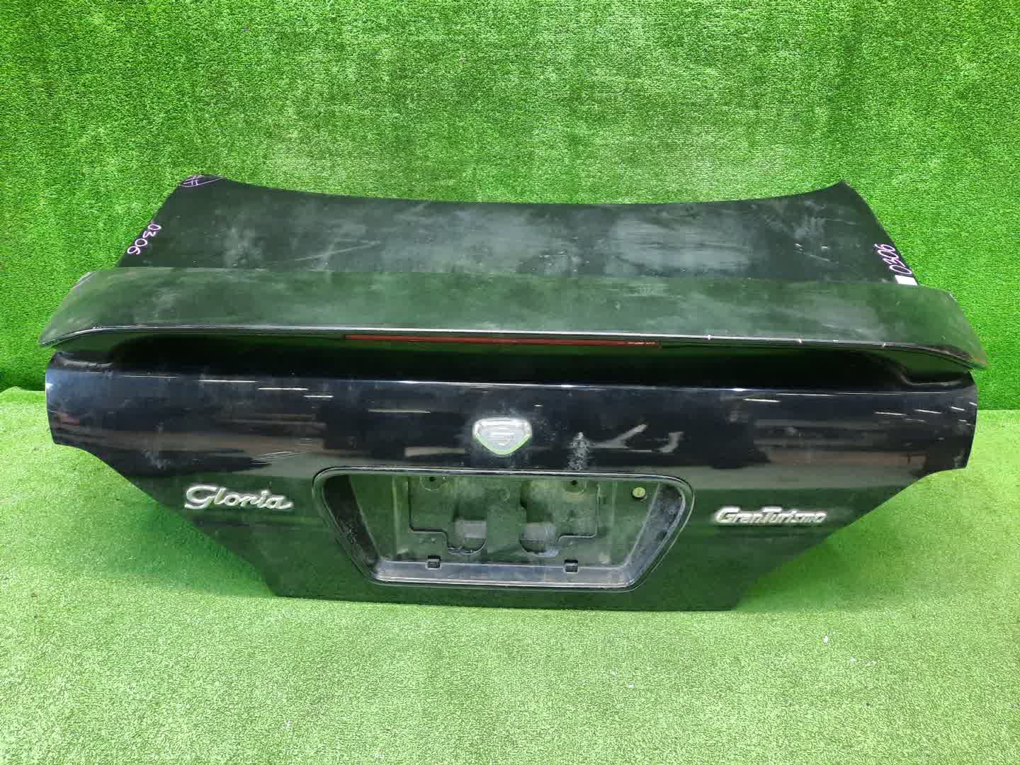 Крышка багажника NISSAN CEDRIC, GLORIA Y33 0306 1 ракурс
