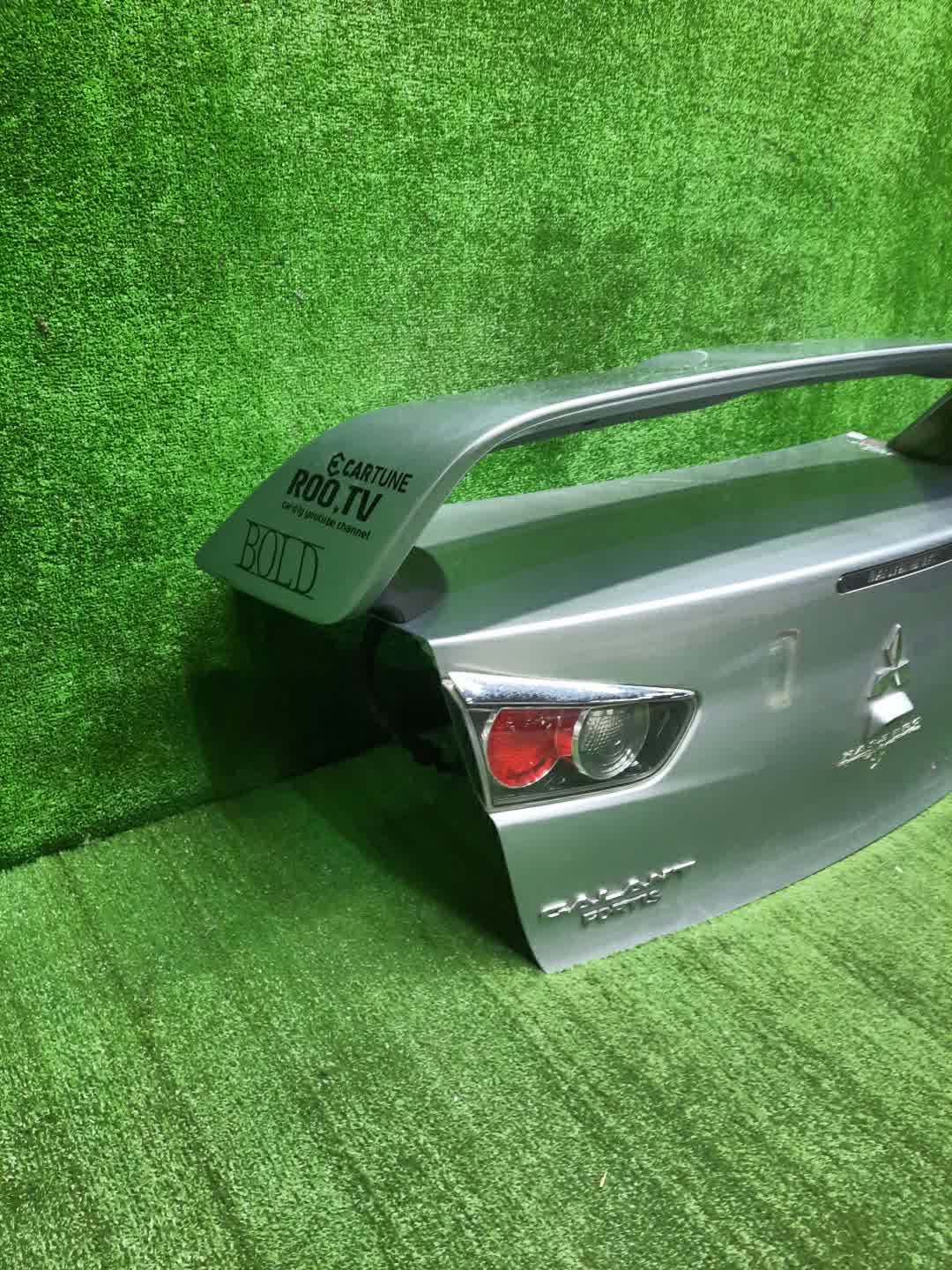 Крышка багажника MITSUBISHI LANCER, GALANT FORTIS CY4A, CY2A, CY3A, CY6A 0636 3 ракурс Крышка багажника MITSUBISHI LANCER, GALANT FORTIS CY4A, CY2A, CY3A, CY6A 0636 3 ракурс