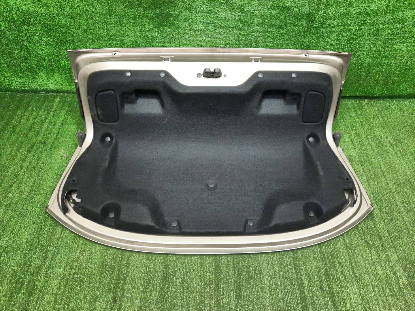 Крышка багажника CITROEN C5 RD 0744 3 ракурс