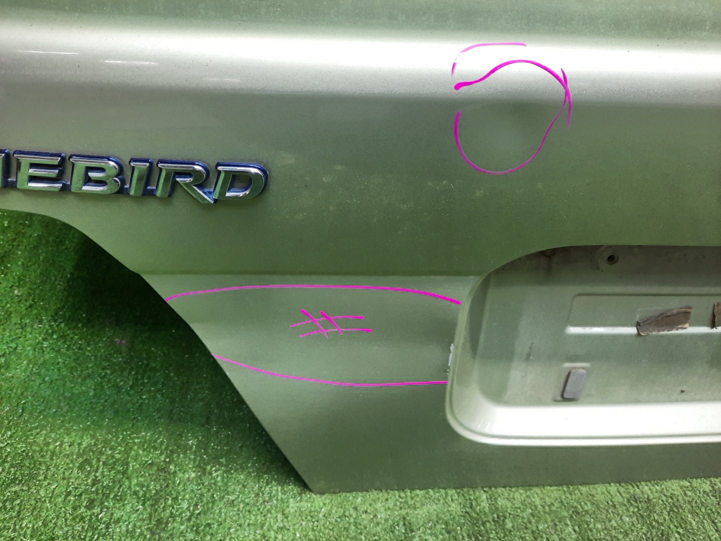 Крышка багажника NISSAN BLUEBIRD SU14, QU14, ENU14, HU14, HNU14, EU14 0770 2 ракурс