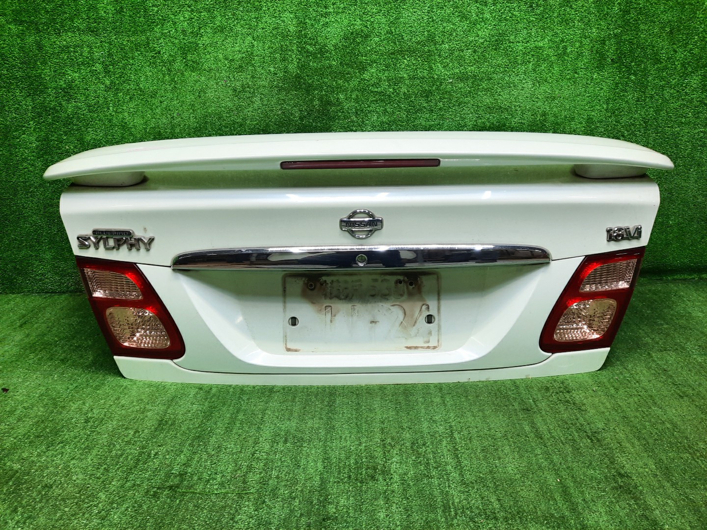 Крышка багажника NISSAN BLUEBIRD SYLPHY G10, QG10, FG10, TG10, QNG10 0833 1 ракурс