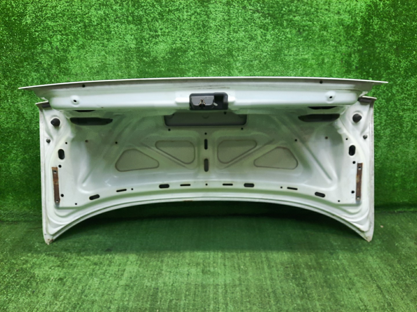 Крышка багажника SUBARU LEGACY BD5, BD9, BD3, BD4 0857 5 ракурс